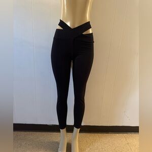 Cutout sides leggings size L run small